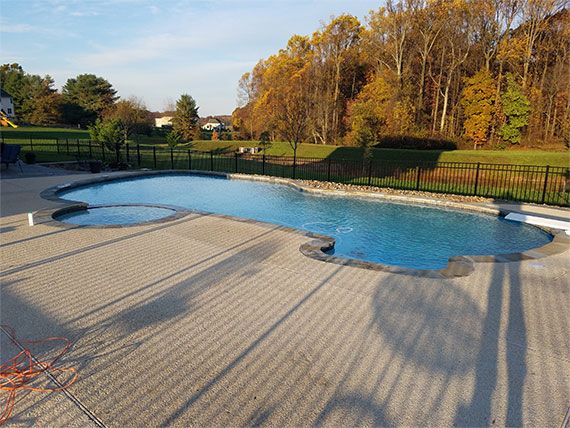 Need help Closing or Winterizing your Swimming Pool? Leisure Contracting is the best at Swimming Pool Service. In MD & VA Call 410-242-2264.